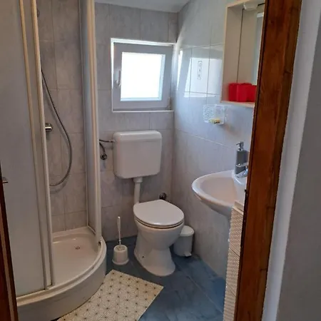 Guest house Nevija 2*