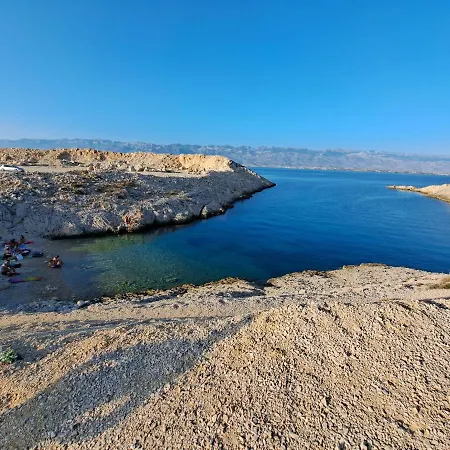 Nevija بيت ضيافة فرسي